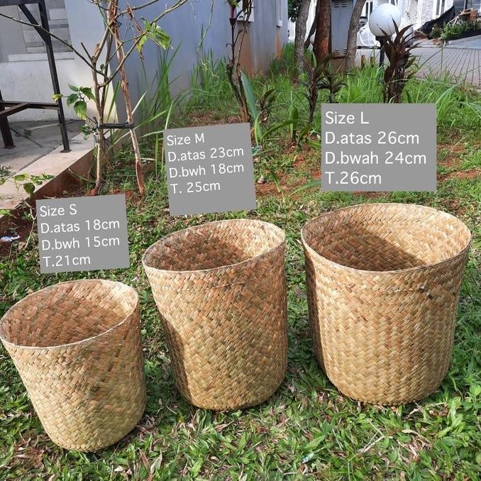 

Keranjang Anyaman Purun / Cover Pot Purun / Coverpot Tanaman E15
