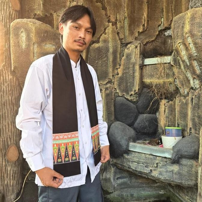 CUKIN BETAWI / SELENDANG BETAWI / CUKIN GIGI BALANG