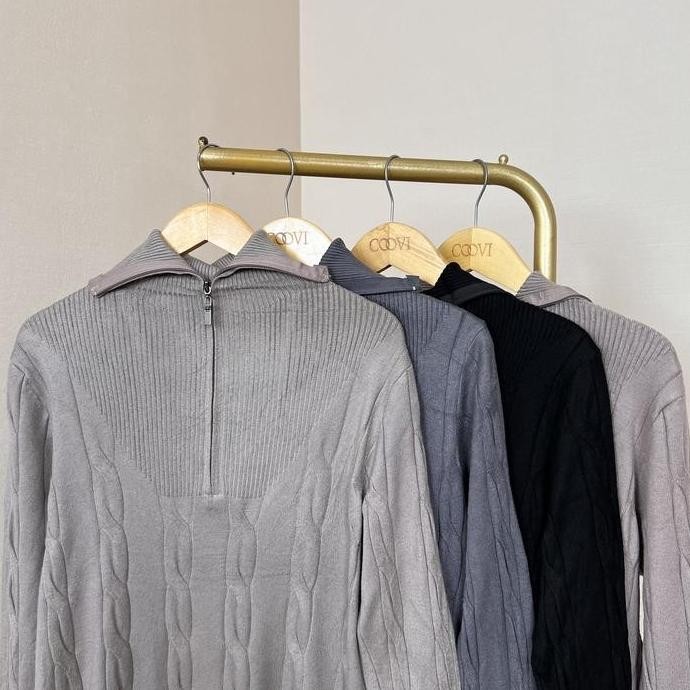 (Expert) COOVI Gemma Zipper Top High Neck Knit Long Sleeve - Atasan Wanita Zipper Lengan Panjang Pol