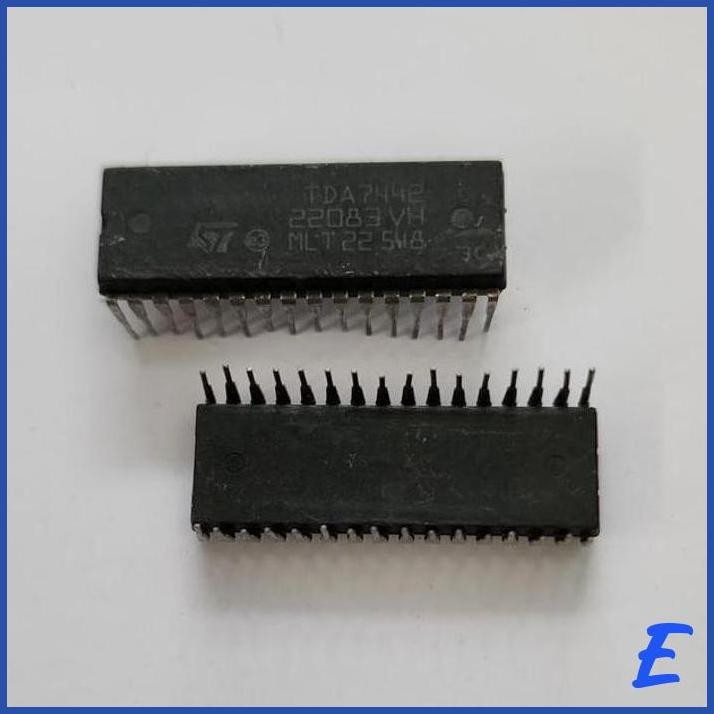 | BHG | IC TDA7442 TDA 7442 TONE CONTROL DAN SURROUND AUDIO PROCESSOR