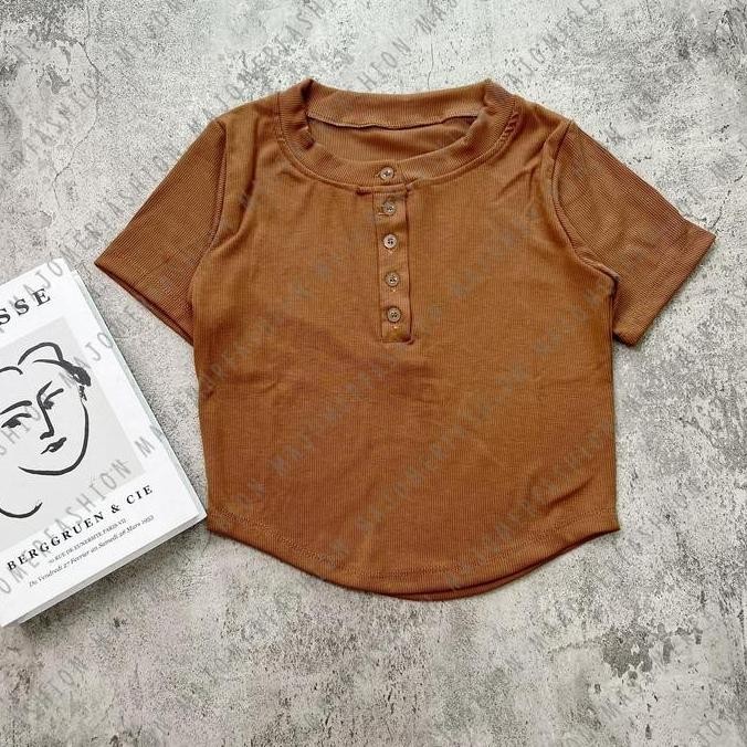 (Expert) Majomer | Wiggle Crop Top Lengan Pendek - Atasan Wanita Kancing Rib Crop