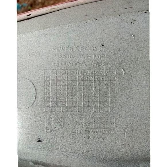Sparepart dan Aksesoris kendaraan  Body Belakang Honda Sonic 150 R. original. Seken. bekas copotan  