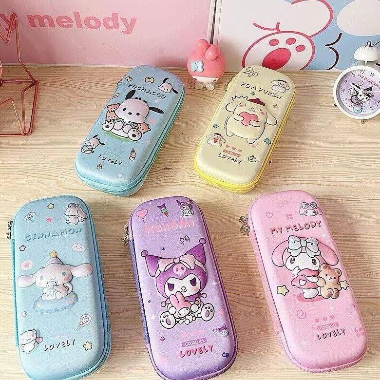 

Kotak Pensil Sanrio 3D Pencil Case Sanrio Cinnamoroll Pochacco Kuromi Melody Pompompurin AST