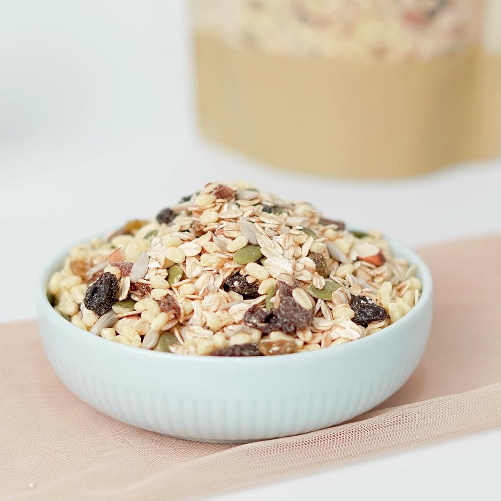 

Ready Muesli Safiya 1 Kg Oatmeal Dried Fruit Almond | Sereal Diet Sarapan Sehat Premium