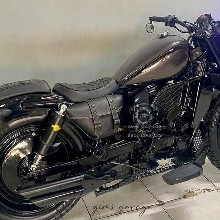 Tersedia Tas motor klasik / side bag / cover aki japstyle chopper cb100 moge