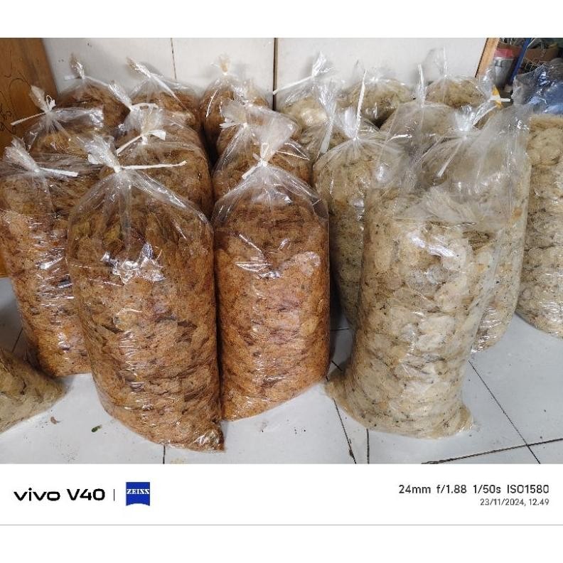 

Kripik Kaca Pedas Daun Jeruk 1 Kg