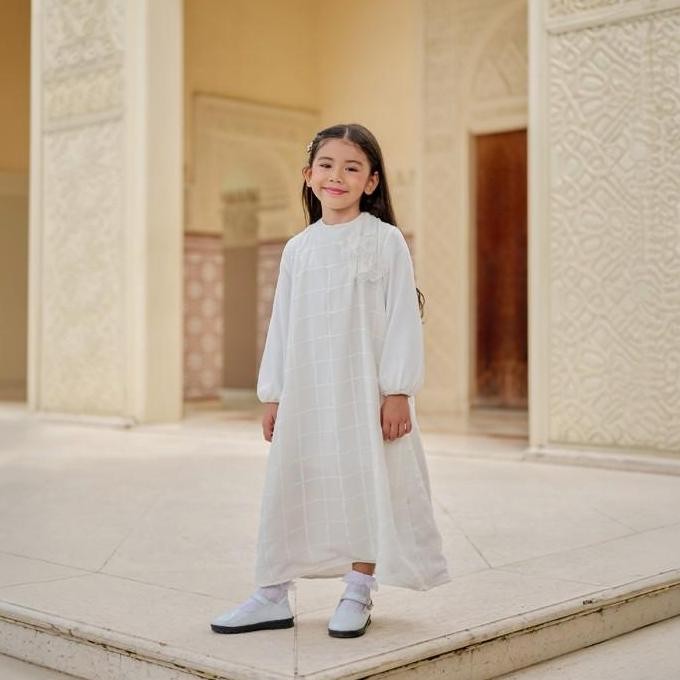 Sale Zm Zaskia Mecca - Finian Gamis Anak Dress- White Series - Binar Samudra