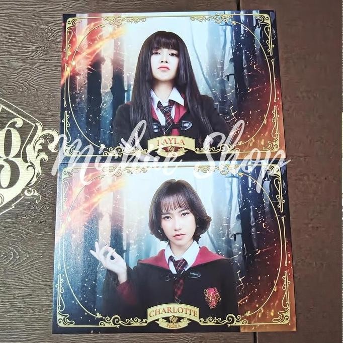 

Magic Hour Pandora Box Official Jkt48 - Photocard/Photopack/Artbook/Acrylic Standee/Bookmark/Key Chain/Enamel Pin/ Poster Magic Hour Jkt48 Co