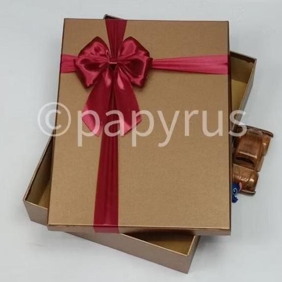 

ready stock Papyrus 30x40 tinggi 10cm Kotak Kado Gift Box Hadiah