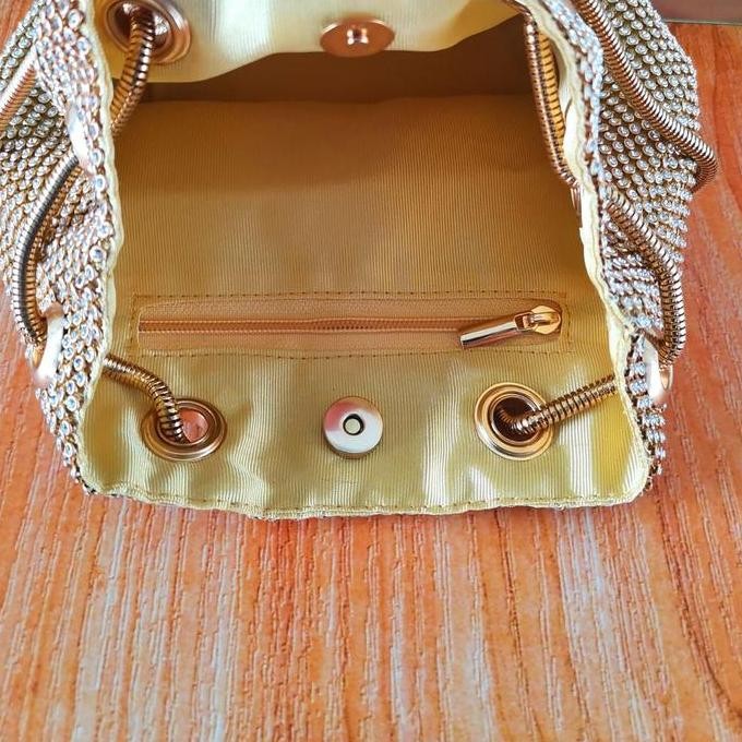 Grosir Tas Pesta Kondangan Serut Wanita Import Premium Selempang Gold 70013