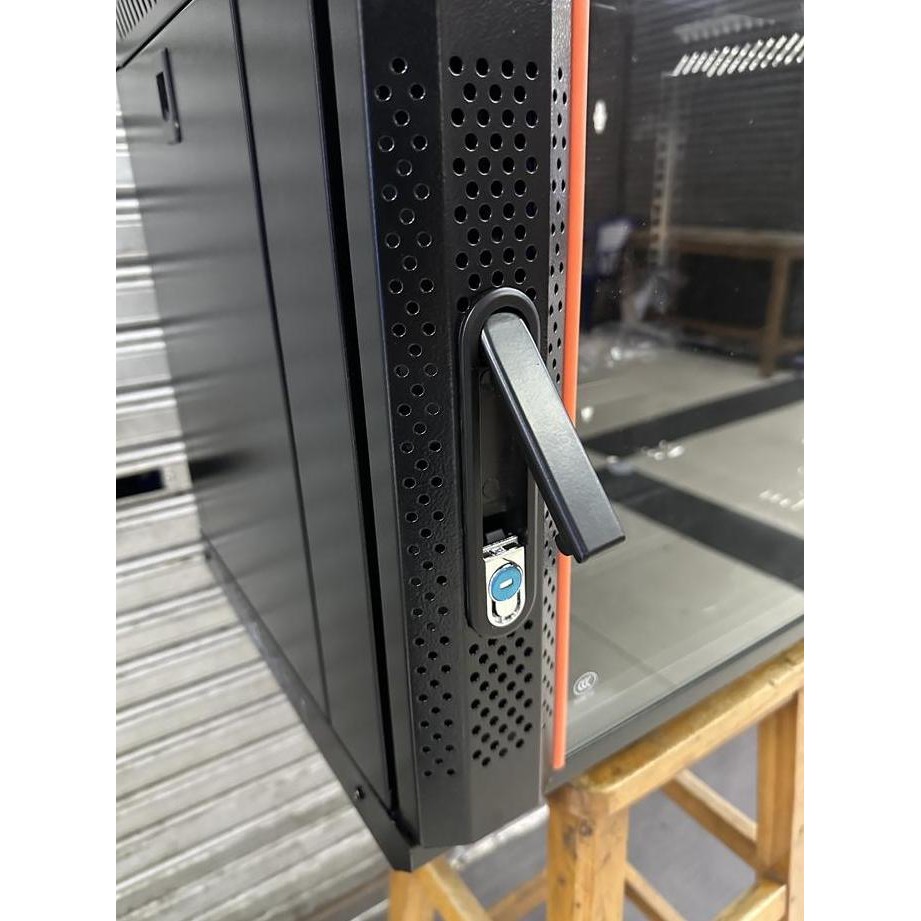 ready  wallmount 8U murah / rack 8U / rack server 8U