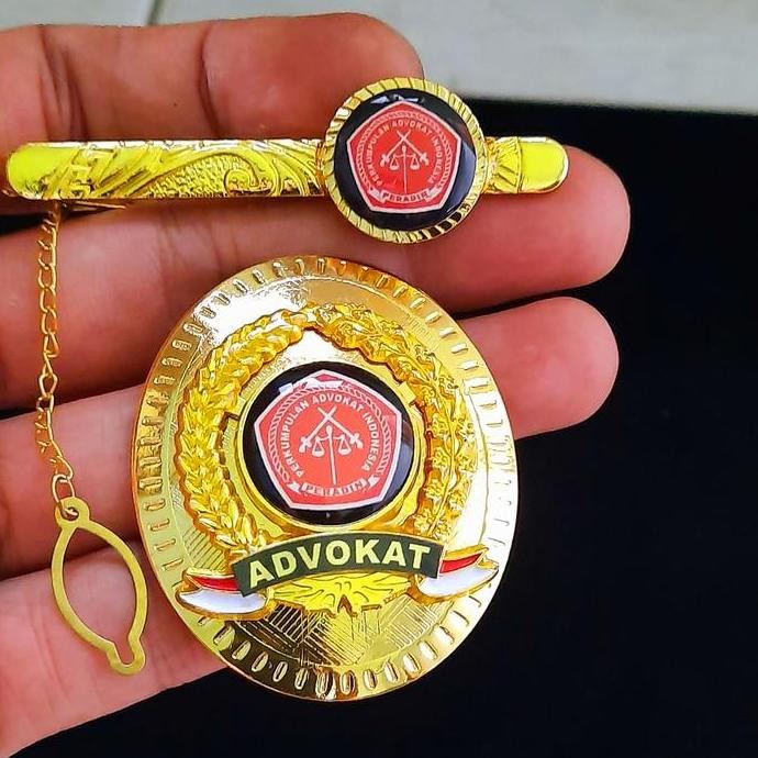 PIN ADVOKAT PERADIN DAN JEPIT DASI PERADIN murah