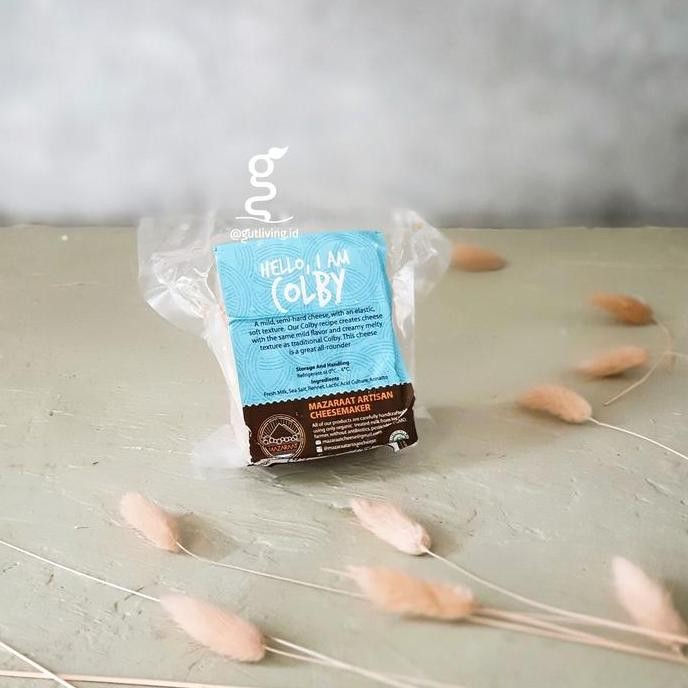 

Sale Red Cheddar Cheese Colby Mazaraat Artisan Cheese (Keju Cheddar)