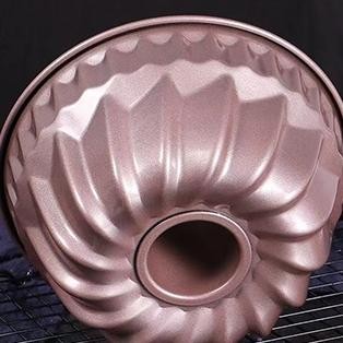 Loyang Kue Tulban Loyang Kue Bolu Anti Lengket 18Cm