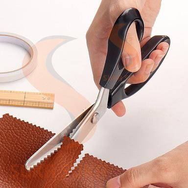 

Baru Gunting Kain Zigzag Gerigi 9 Inch Gunting Jahit Motif Gelombang Zig-Zag