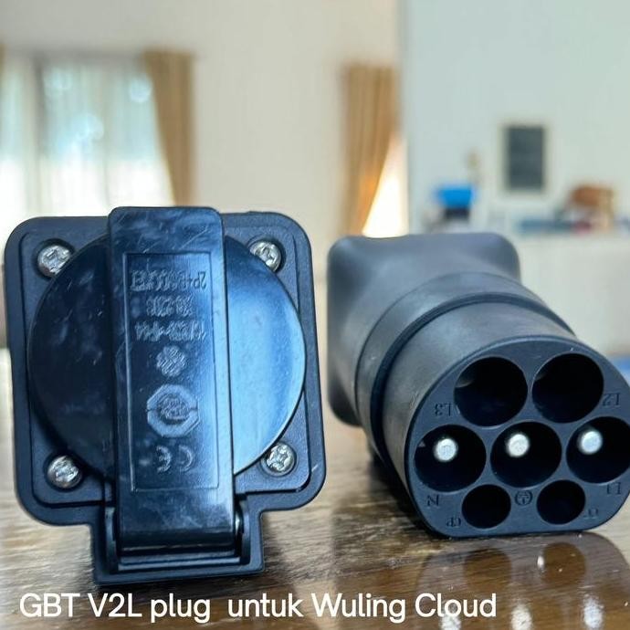 Berkualitas GBT V2L plug untuk Wuling Cloud , dengan alat ini bisa ambil listrik daya 220V  dari mob