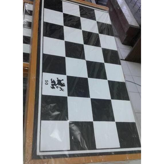 Papan Catur Kayu Ukuran Besar 50 Cm