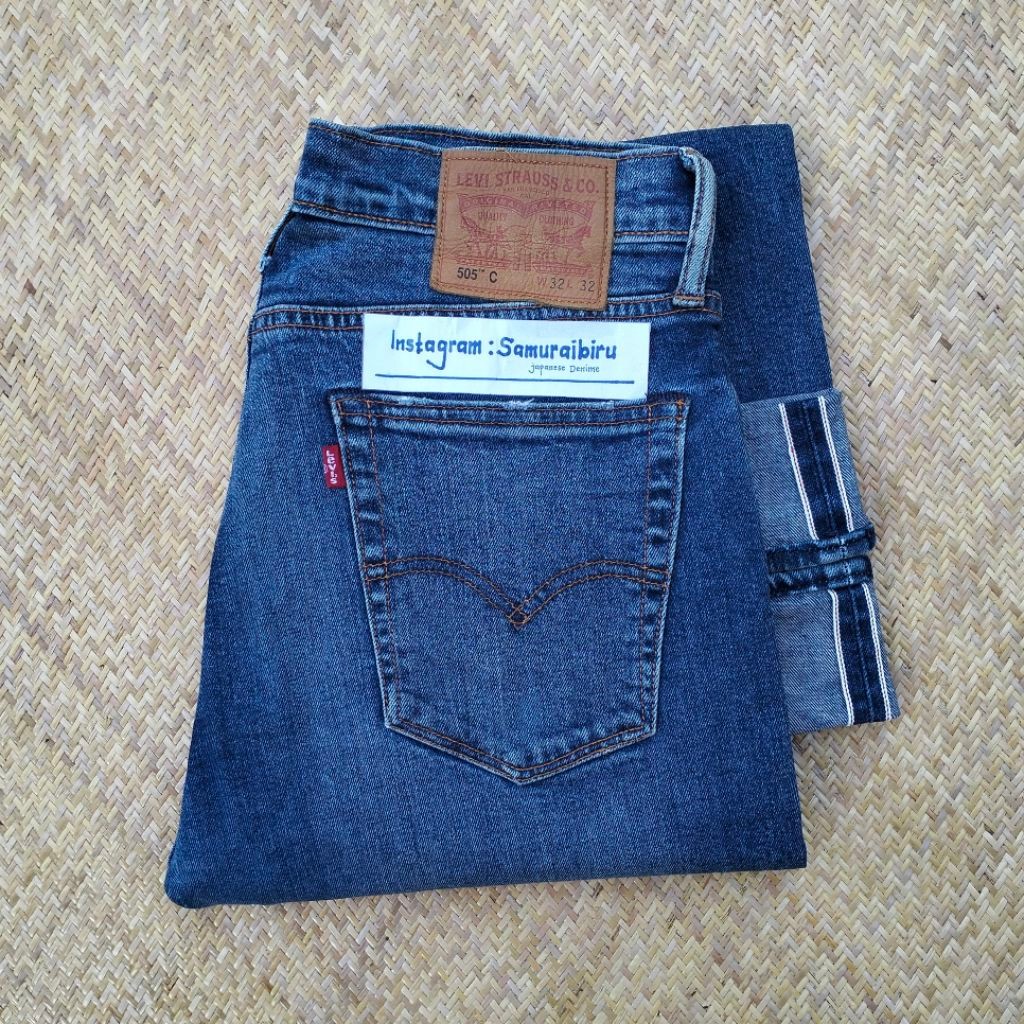 Levis selvedge 505C not Levis 501 80s button 524 selvedge USA/Levis Usa selvedge button 524/Levis 50