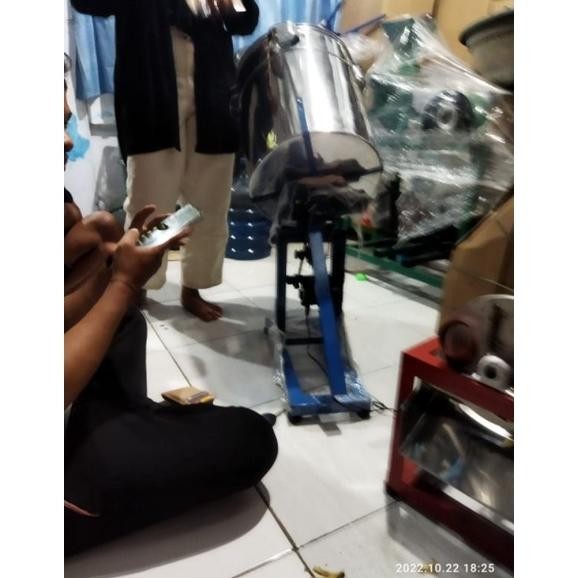 mesin pengaduk bumbu tabur bumbu balado/keripik/makroni/basreng