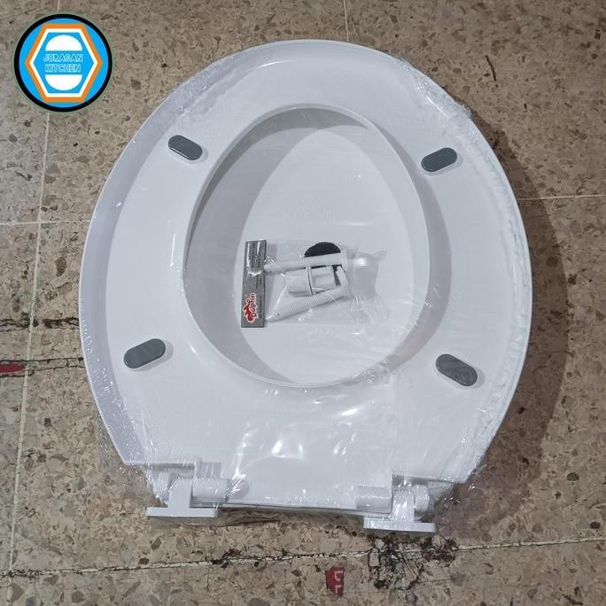Cover toilet duduk model Toto /tutup kloset model toto / toilet cover