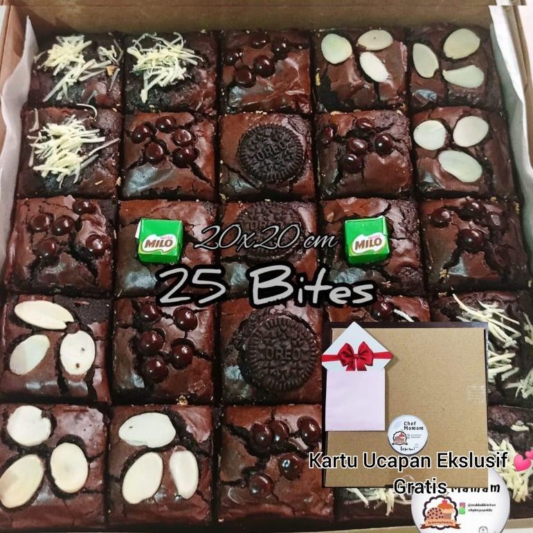 

Fudgy Brownies Panggang Dark Chocolate / Fudgy Brownies Shiny Crust / Brownies Skat Uk 20x20cm