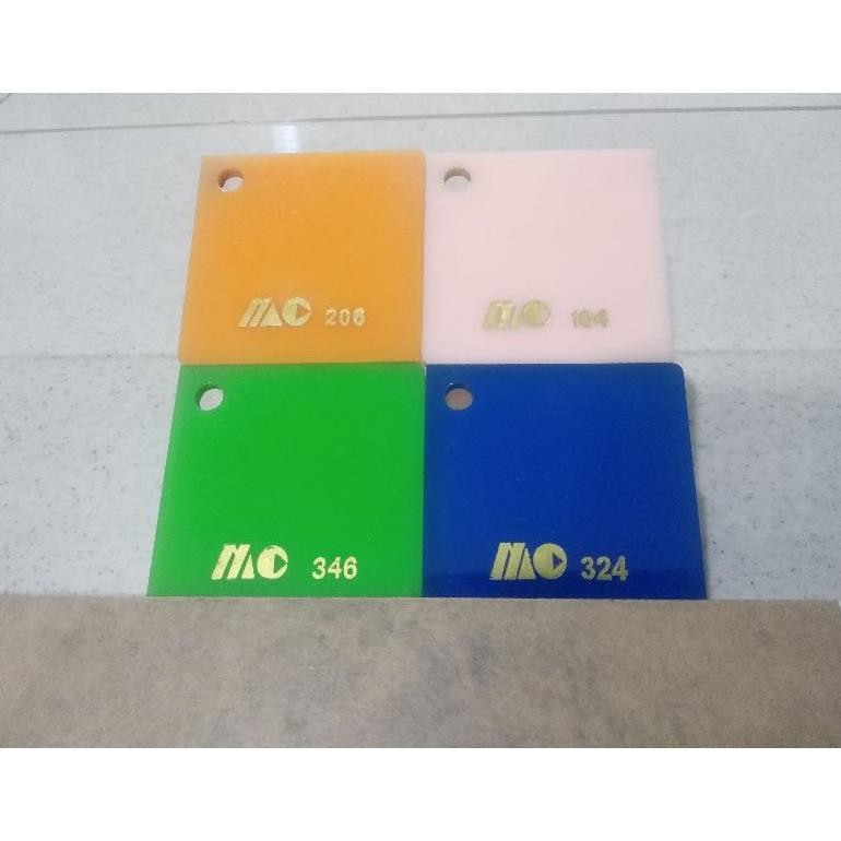 

JH8 Acrylic potongan /akrilik lembaran /Akrilik warna solid 2mm ukuran A 4/mika (21x30cm)