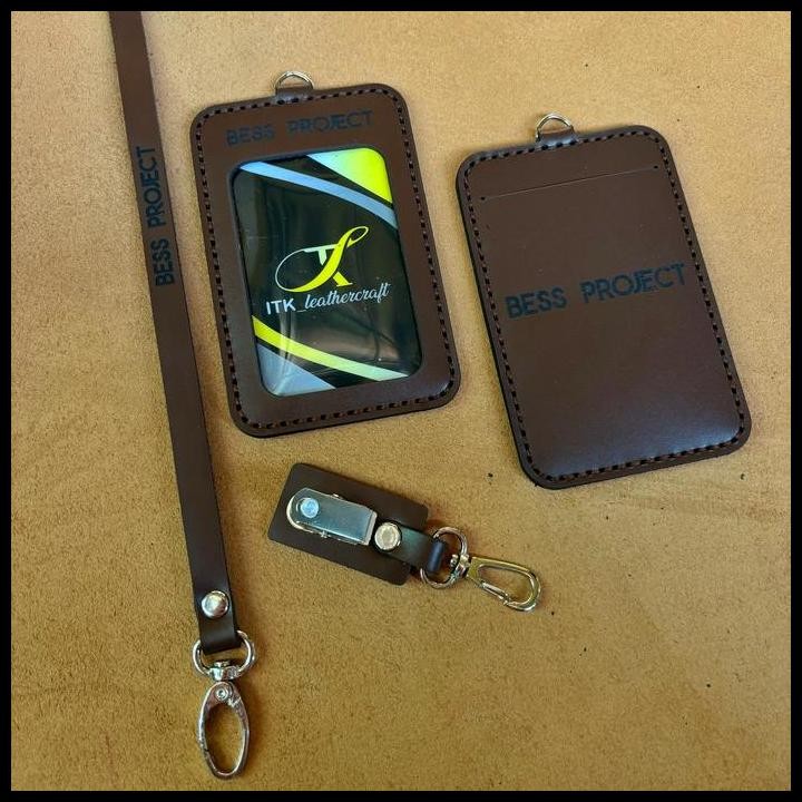 

Terlaris Name Tag Kulit Asli Name Tag Kulit Custom Lanyard Id Card Kulit Good Quality