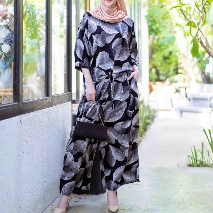 Sofia Set - Setelan Baju Atasan Resleting Busui Friendly Dan Celana Kulot Batik Sofia Setelan, Lenga