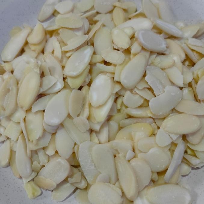 

almond slice premium 1 kg termurah