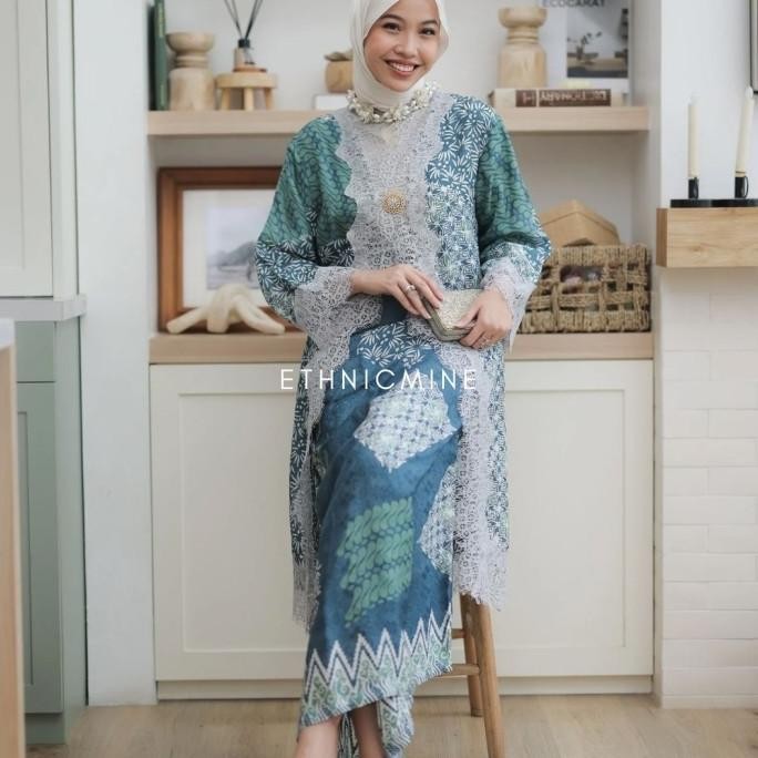 KEBAYA PREMIUM KEBAYA MODERN KEBAYA WISUDA KEBAYA VISCOSE KEBAYA BATIK SETELAN KEBAYA WANITA KEBAYA 
