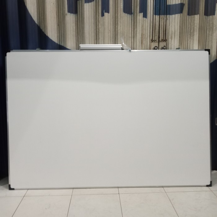

papan tulis whiteboard gantung ukuran 100x120 non magnet