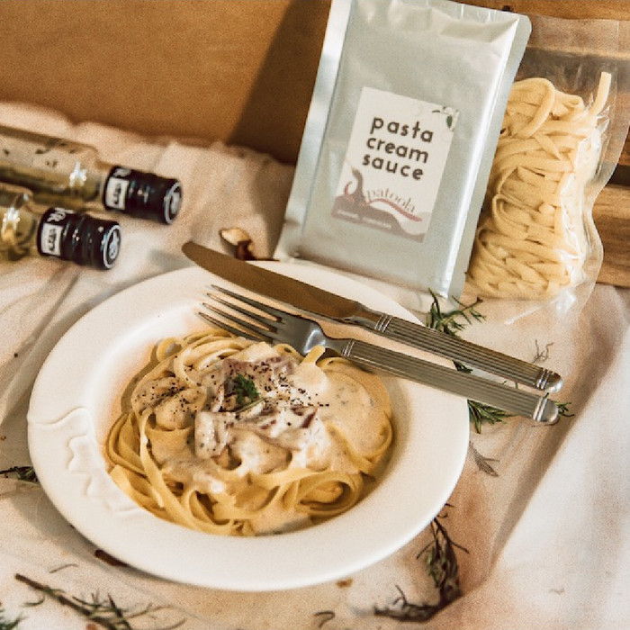 

Fettuccine Cream Sauce