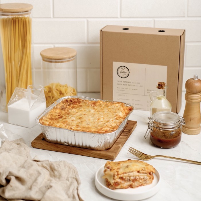 

TERLARIS! Family Size Lasagna/ Baked Penne