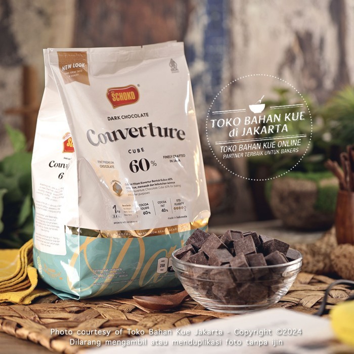 

Schoko Dark Chocolate Couverture Cube 60% 500Gr Cokelat Baking Coklat Terlaris