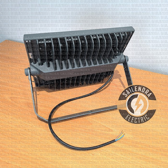 Lampu Sorot Philips Bvp171 30W Bvp172 50W Bvp173 70W Bvp174 100W Bvp175 150W Bvp176 200W - Led