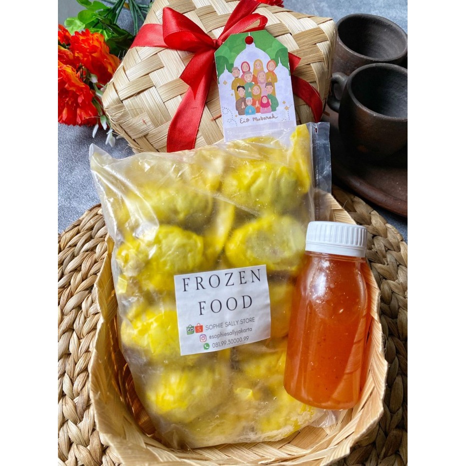 

Besek Prawn Ball / Pangsit Goreng - Paket Idul Fitri / Hampers Lebaran