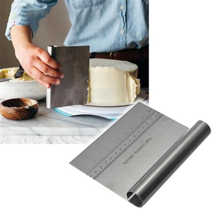 Scraper Stainless Steel / Scraper Besi Pemotong Adonan Kue