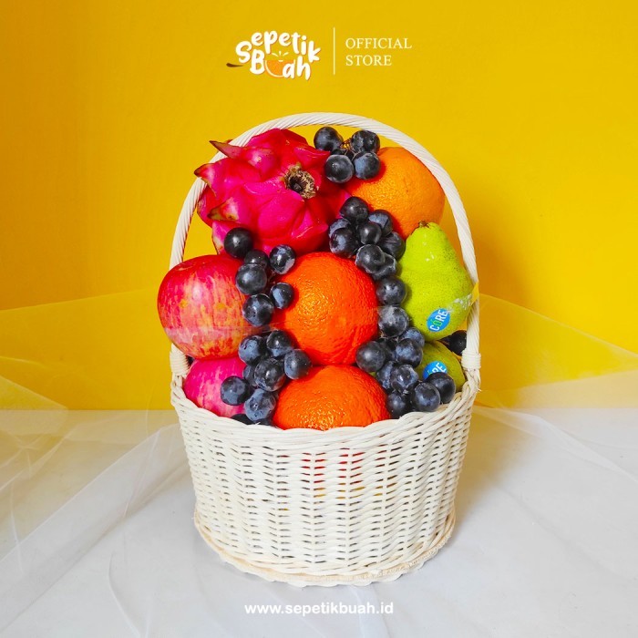 

HAMPERS BUAH SEGAR (500GR ANGGUR)