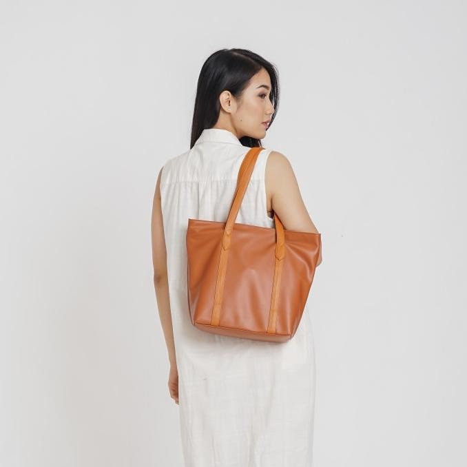 

Hampers Lebaran / Parcel Lebaran - Leather Bag - Sophia Set -Luckybite Original Dan Terpercaya