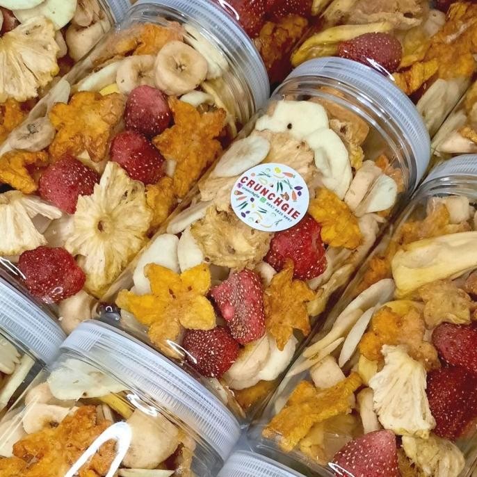 

READY STOCK 1L KERIPIK BUAH FRUIT CHIPS VACUUM FRIED PREMIUM KERIPIK STRAWBERRY !!!!!