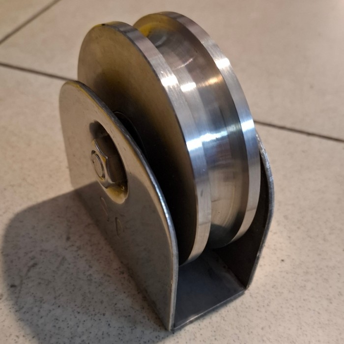 roda pintu pagar/roda pintu gerbang/roda pagar stainless 4 inchi 304( behel )