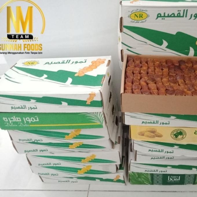 

Kurma Sukkari Kemasan Dus Isi 3Kg Storeemelati