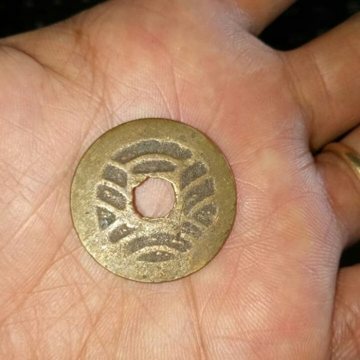 pis bolong jaring wangbang kuno sepasang