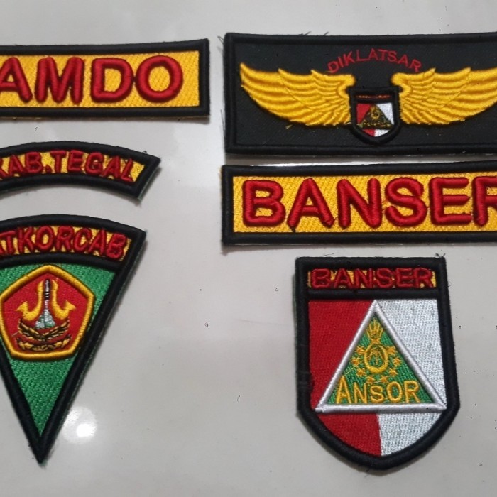 Atribut Banser timbul custom langsung jadi.