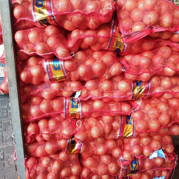 

Ready Promo Bawang Bombay 20Kg Import/60-80/Bawang Bombay 1 Karungan/1 Sak Best Seller