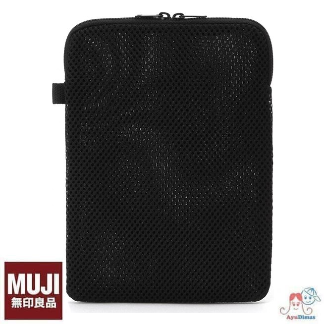 Muji Vertical Polyester Mesh Cushion Case / tempat serbaguna