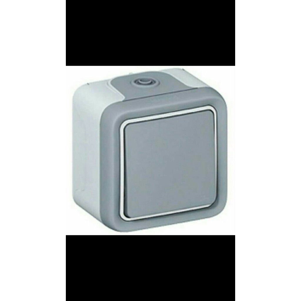 TERLARIS SAKLAR TUNGGAL LEGRAND WATERPROOF SAKLAR SINGLE OUTBOW LEGRAND 069711