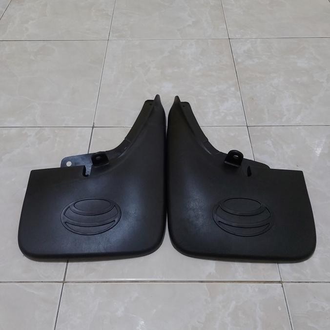 Karpet lumpur mud guard mudguard Kijang kapsul belakang