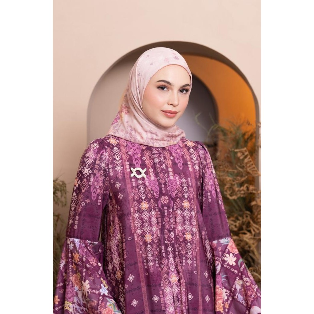 Miliki Wearing Klamby - Aleris Scarf
