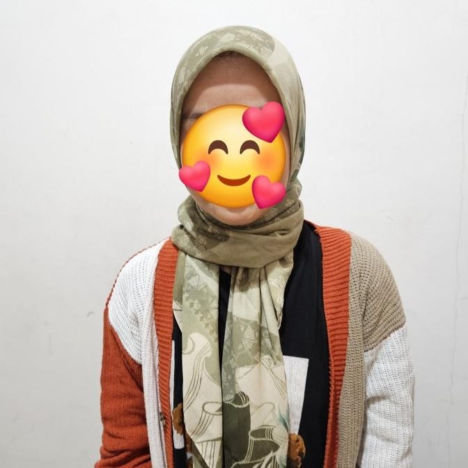 Spesial Kami Scarf Motif Hijab Segiempat Sage Green